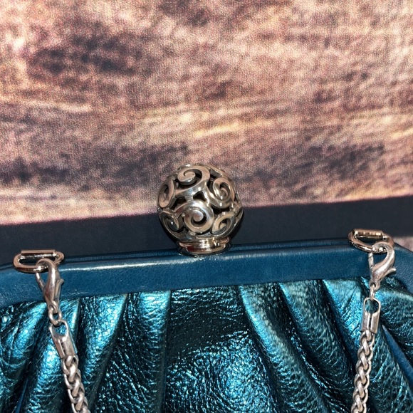 Brighton Metallic City clutch - Picture 3 of 6